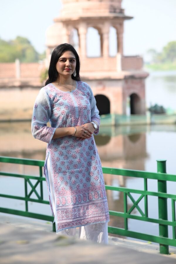 Butti jaal cotton kurti